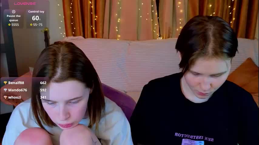 berry_assortment Cam Model Chat December 28, 2025