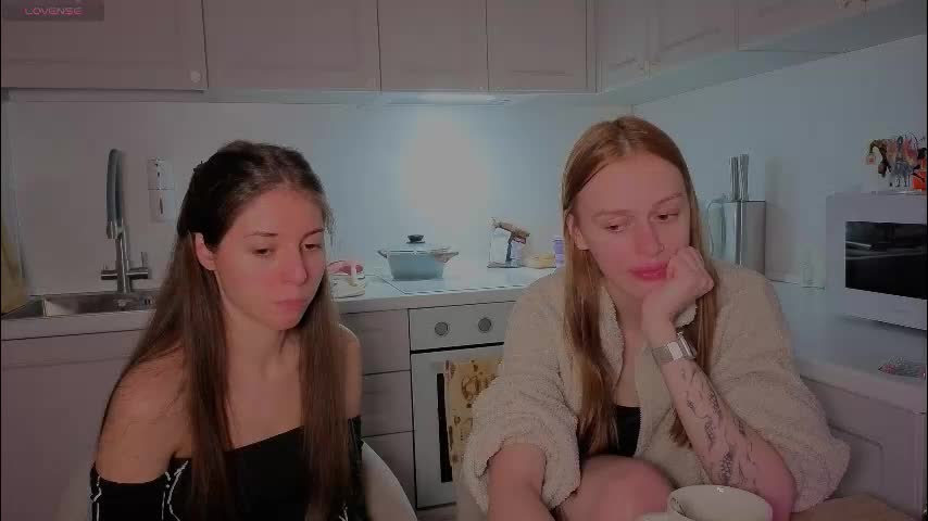 ihavepaws33 Cam Model Chat December 28, 2025