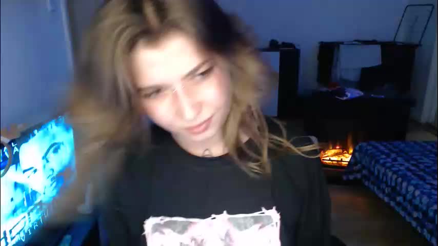 aliens4twenty Cam Model Chat December 28, 2025