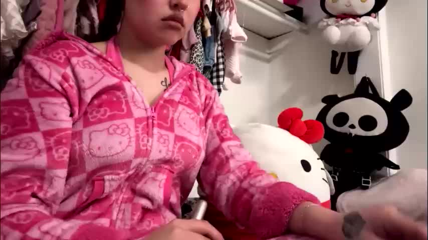 masturbatingmariamiller Cam Model Chat December 28, 2025