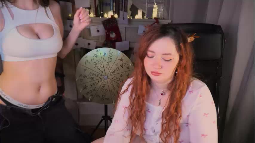 _lovelylove_ Cam Model Chat December 28, 2025