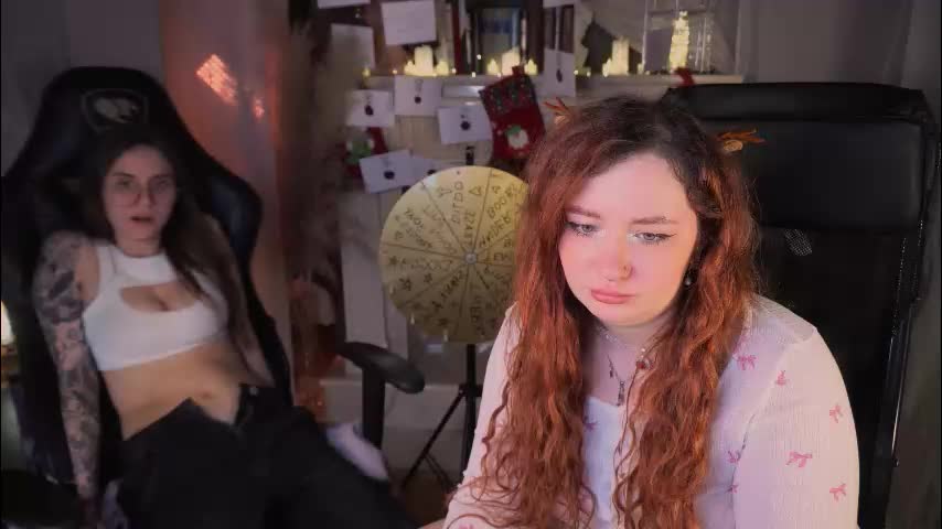 _lovelylove_ Cam Model Chat December 28, 2025