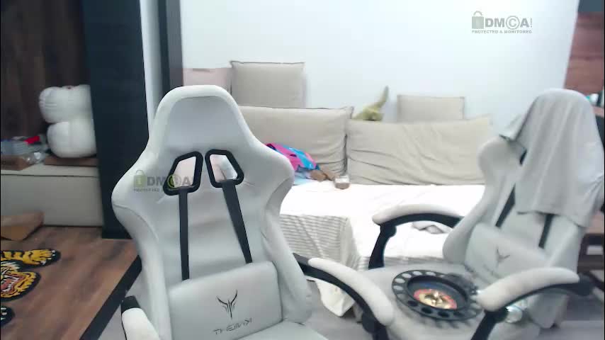 sunny1girl Cam Model Chat December 28, 2025