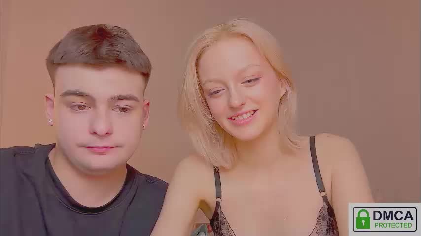 your_molly_mark Cam Model Chat December 28, 2025