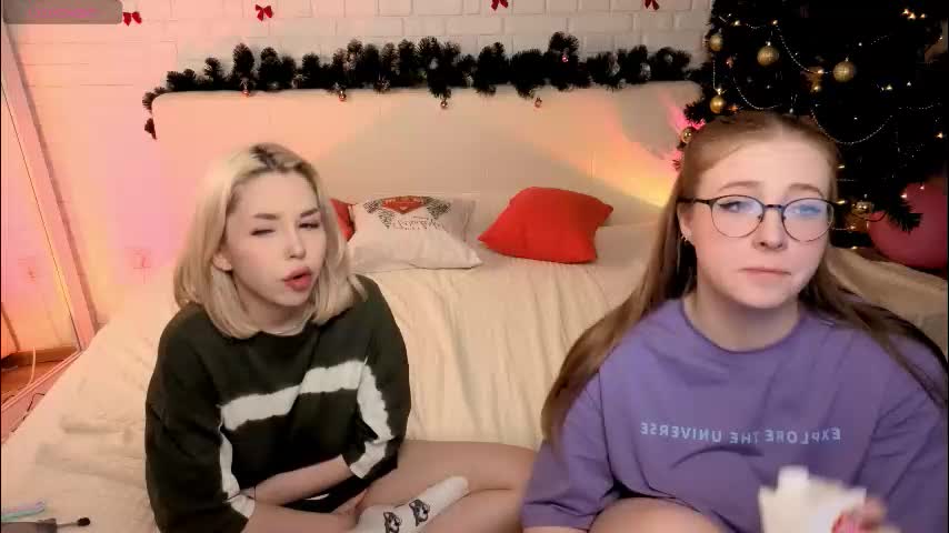 _ramune_ Cam Model Chat December 28, 2025