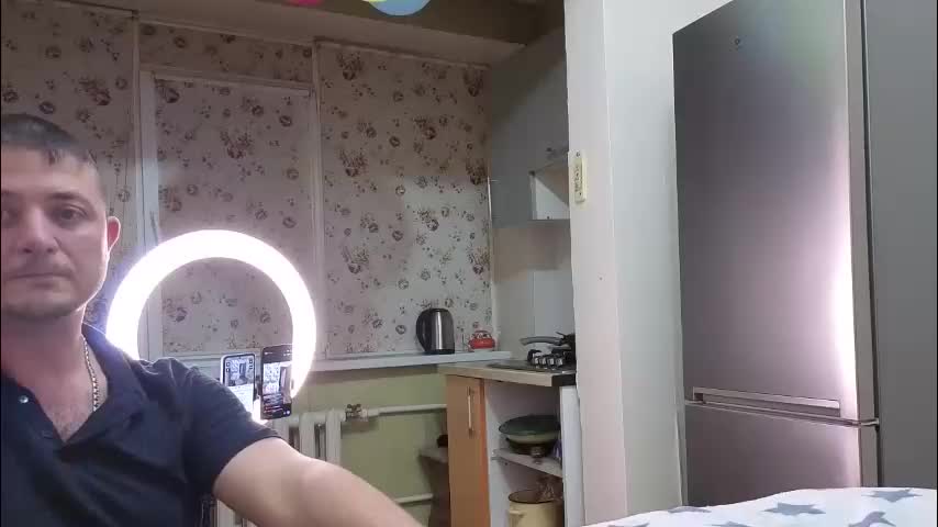 best_ass2000 Cam Model Chat December 28, 2025