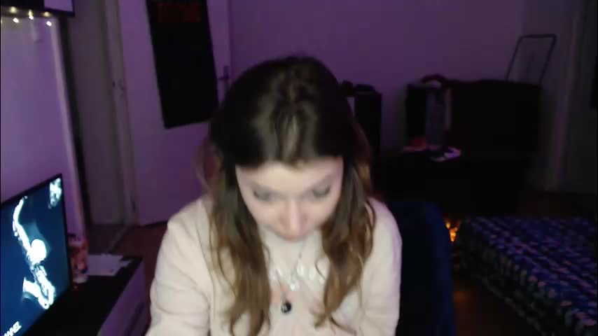 aliens4twenty Cam Model Chat December 28, 2025