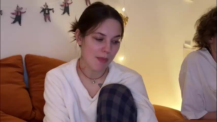 di_n_alex Cam Model Chat December 28, 2025