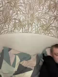 SWEET1SQUIRT Cam Model Chat December 28, 2025