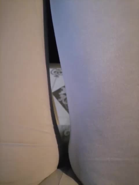 -Tiffany- Cam Model Chat December 28, 2025