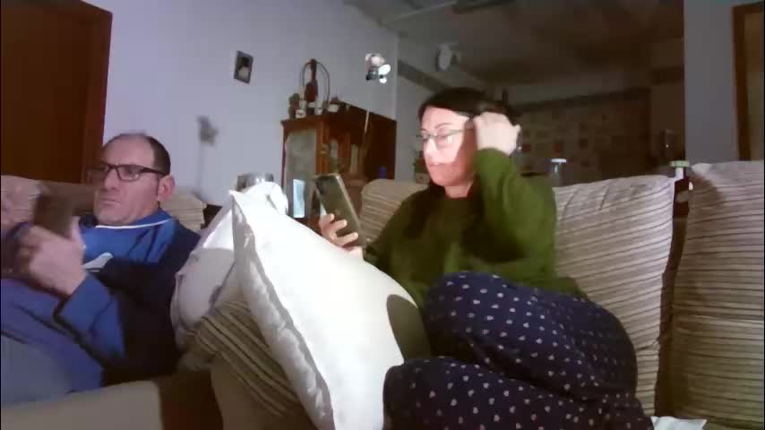 lolahueso Cam Model Chat December 29, 2025