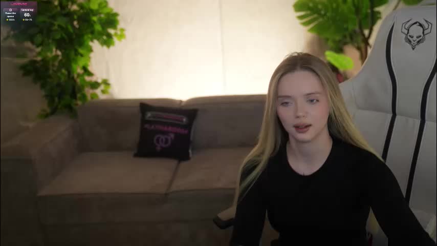 kira0541 Cam Model Chat December 29, 2025