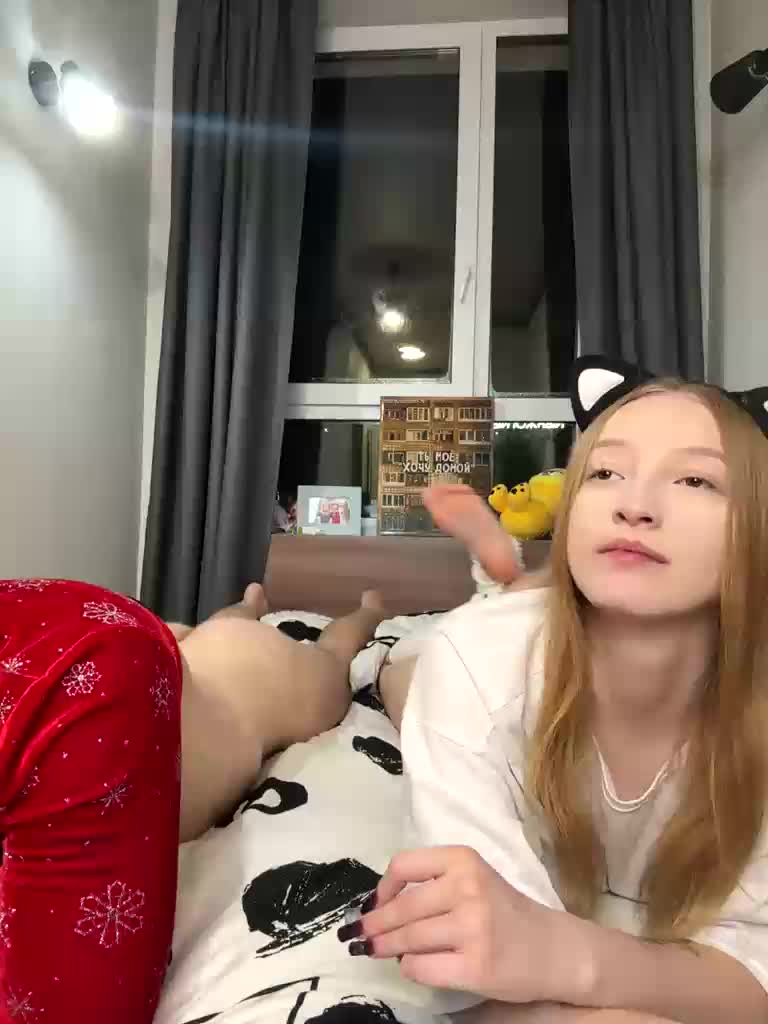 AlexAndPole Cam Model Chat December 29, 2025