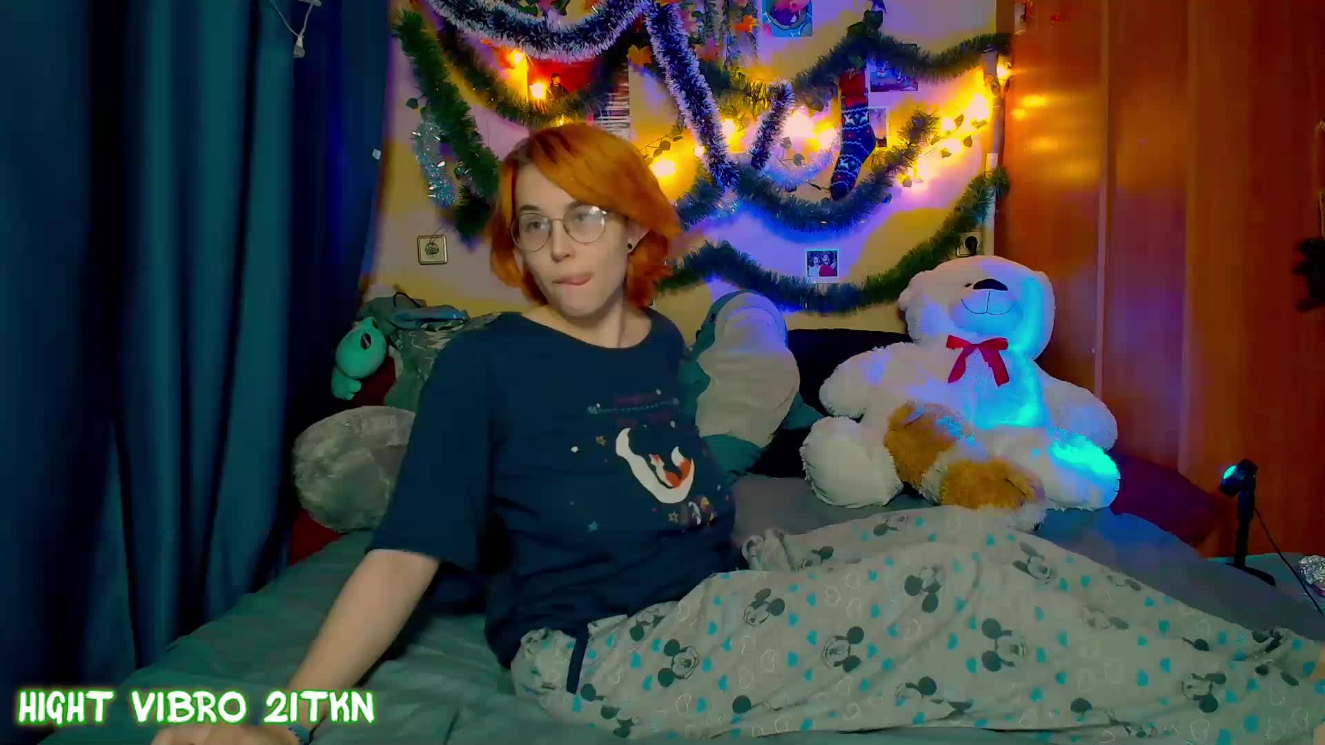Tricky_Kitsune Cam Model Chat December 29, 2025