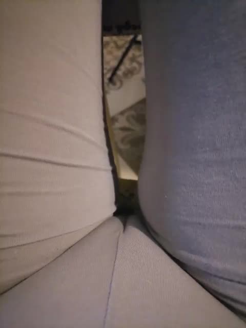 -Tiffany- Cam Model Chat December 29, 2025