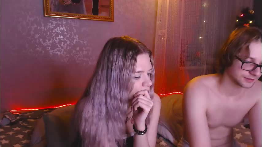 your_horny_friends Cam Model Chat December 30, 2025