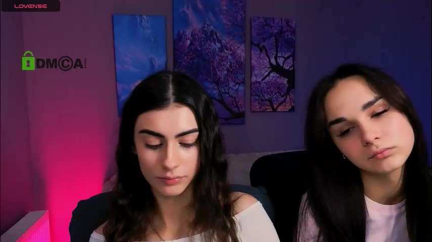 ariana_ross7 Cam Model Chat December 30, 2025