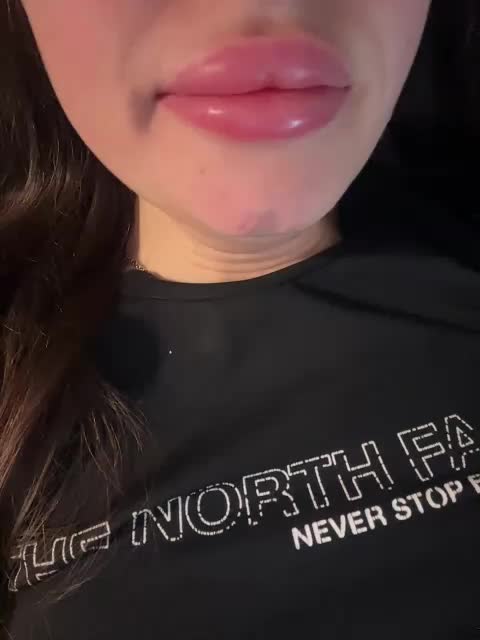 babyymommyanddaddy Cam Model Chat December 30, 2025