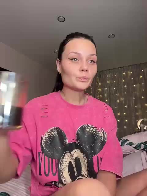 _Milashka_ Cam Model Chat December 30, 2025