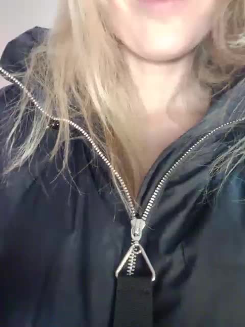 businka11223a Cam Model Chat December 30, 2025