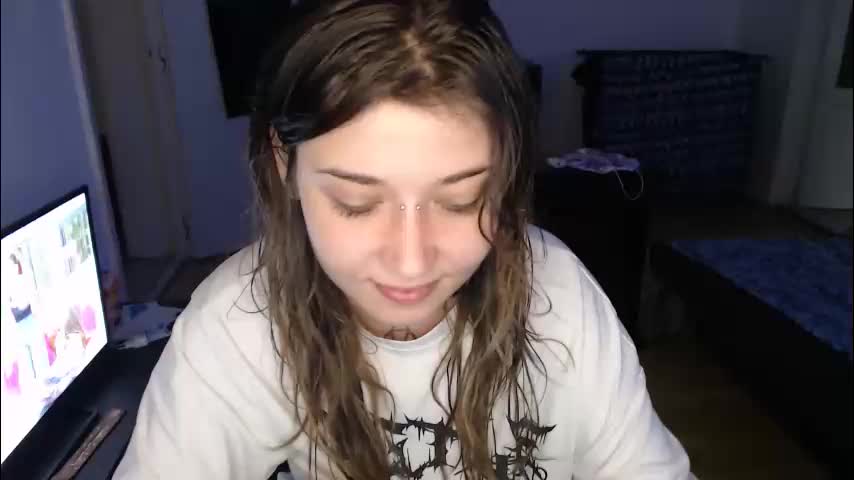 aliens4twenty Cam Model Chat December 30, 2025