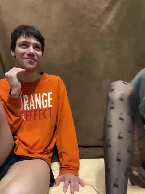 zaebokroom999 Cam Model Chat December 30, 2025