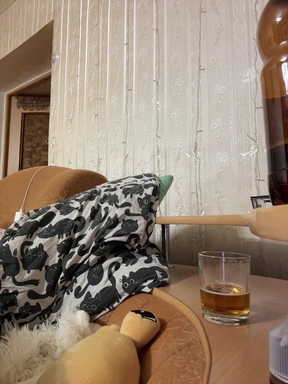 Letti28 Cam Model Chat December 31, 2025