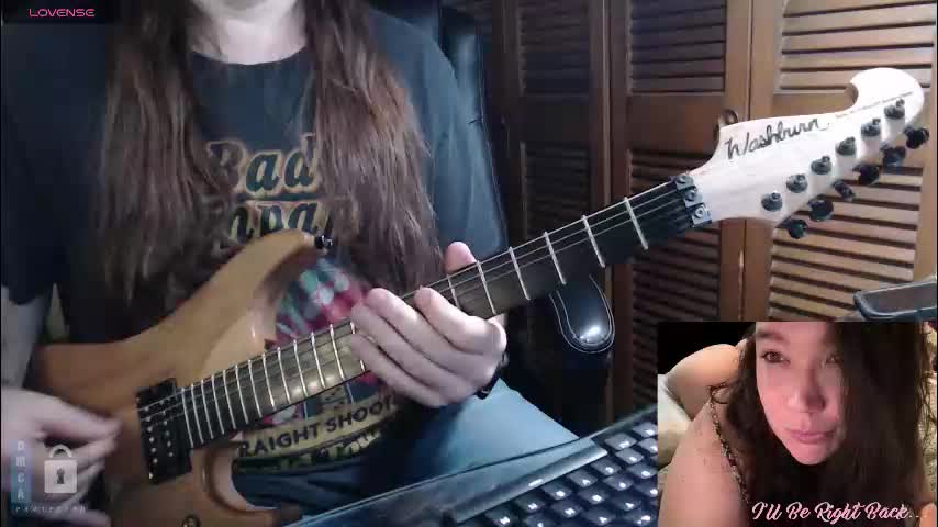 livewifecambjs Cam Model Chat December 31, 2025