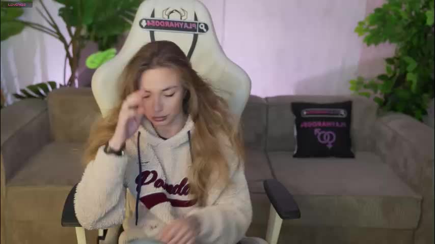 kira0541 Cam Model Chat December 31, 2025