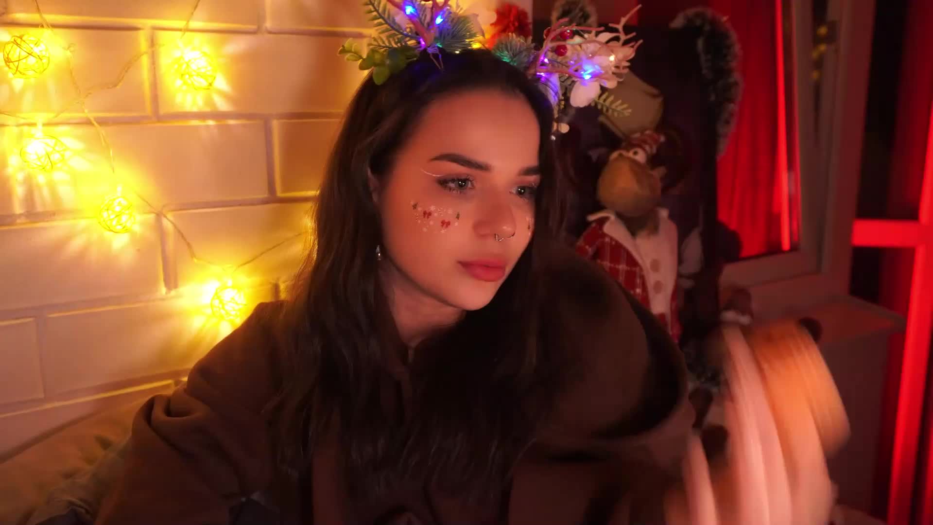 MiniNika Cam Model Chat January 2, 2026