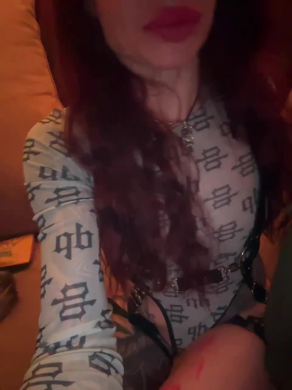 Neulovimie Cam Model Chat January 2, 2026