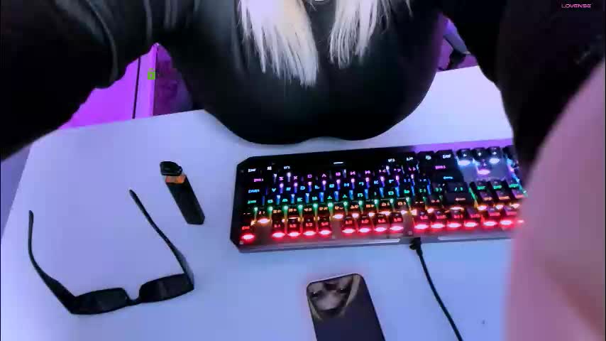 juli_kisss Cam Model Chat January 2, 2026