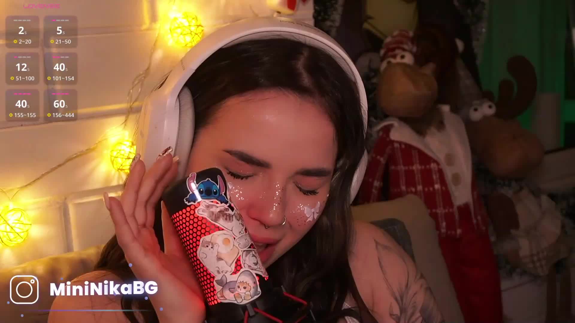 MiniNika Cam Model Chat January 2, 2026