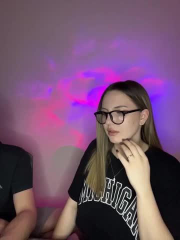 Cris_Mi Cam Model Chat January 2, 2026