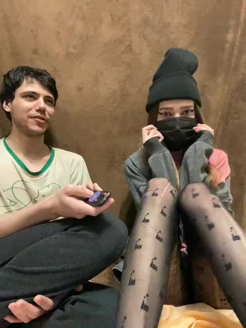 zaebokroom999 Cam Model Chat January 2, 2026