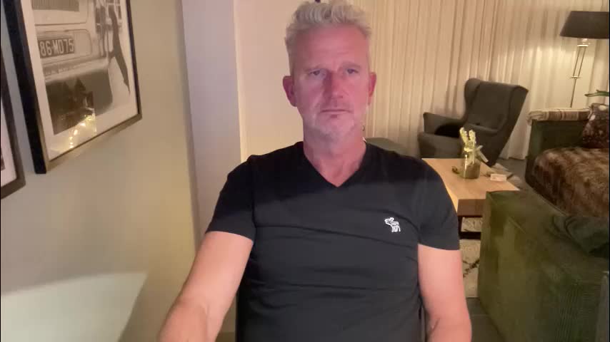 eronas74 Cam Model Chat January 3, 2026