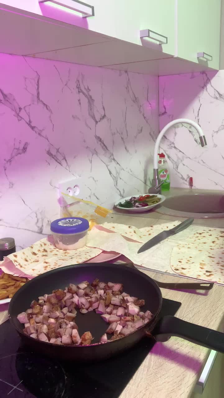 Bonya_Nice Cam Model Chat January 3, 2026