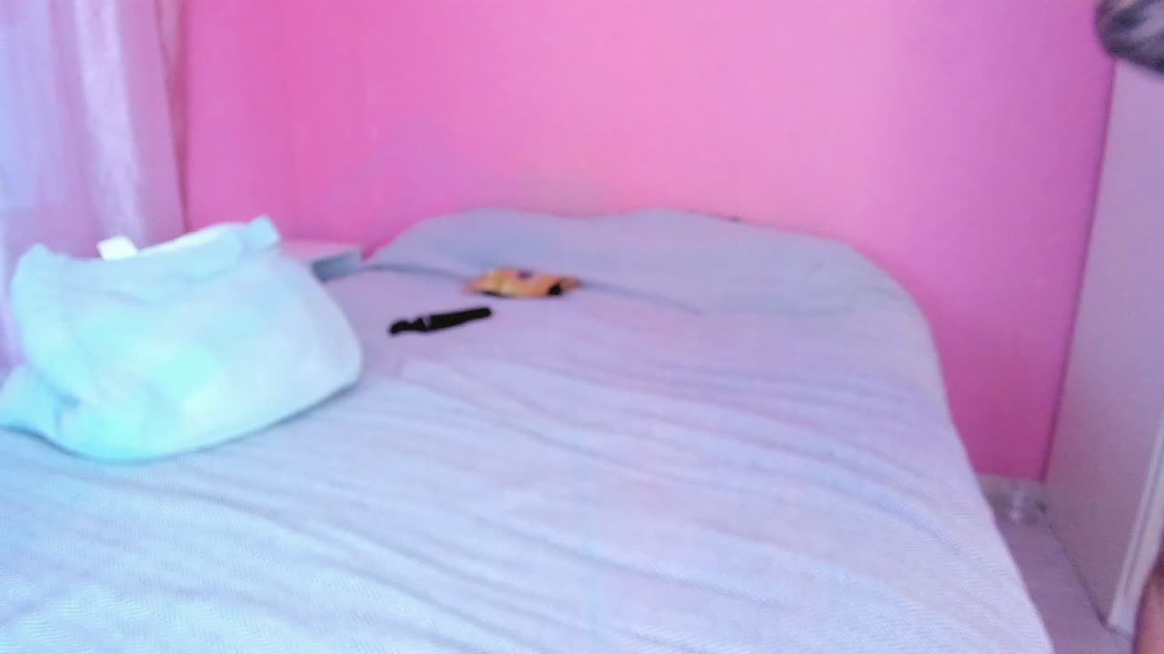 couple-tats Cam Model Chat January 3, 2026