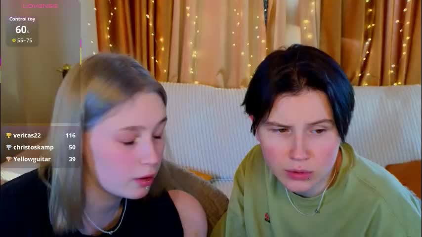 berry_assortment Cam Model Chat January 3, 2026