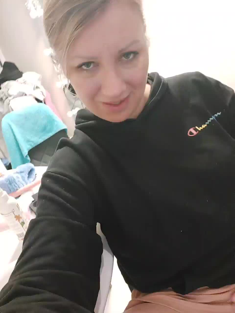 yuliia_3003 Cam Model Chat January 3, 2026