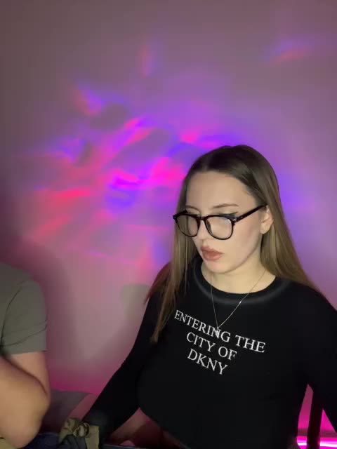 Cris_Mi Cam Model Chat January 3, 2026