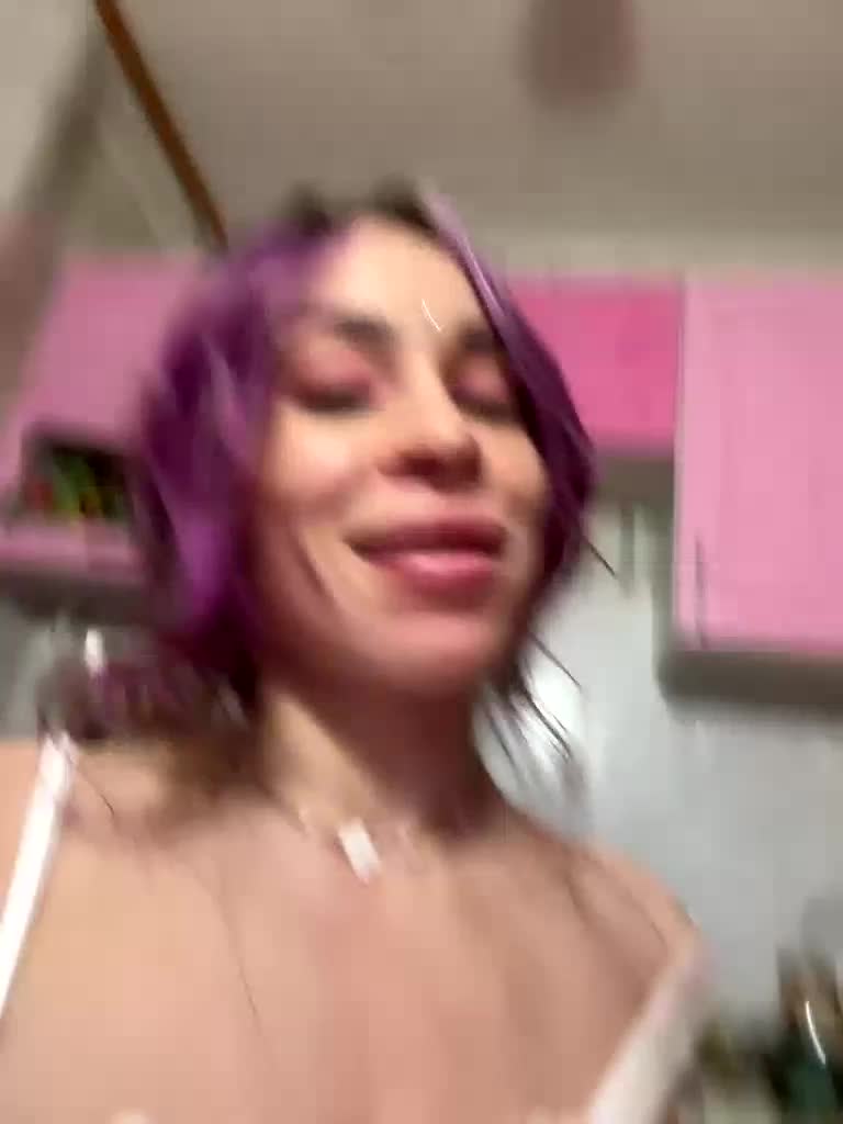 VIP17CoupleDream Cam Model Chat January 3, 2026