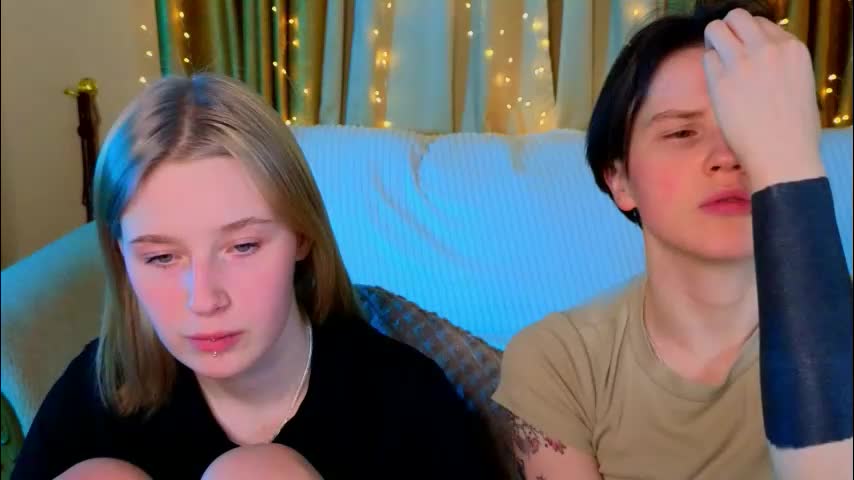 berry_assortment Cam Model Chat January 4, 2026