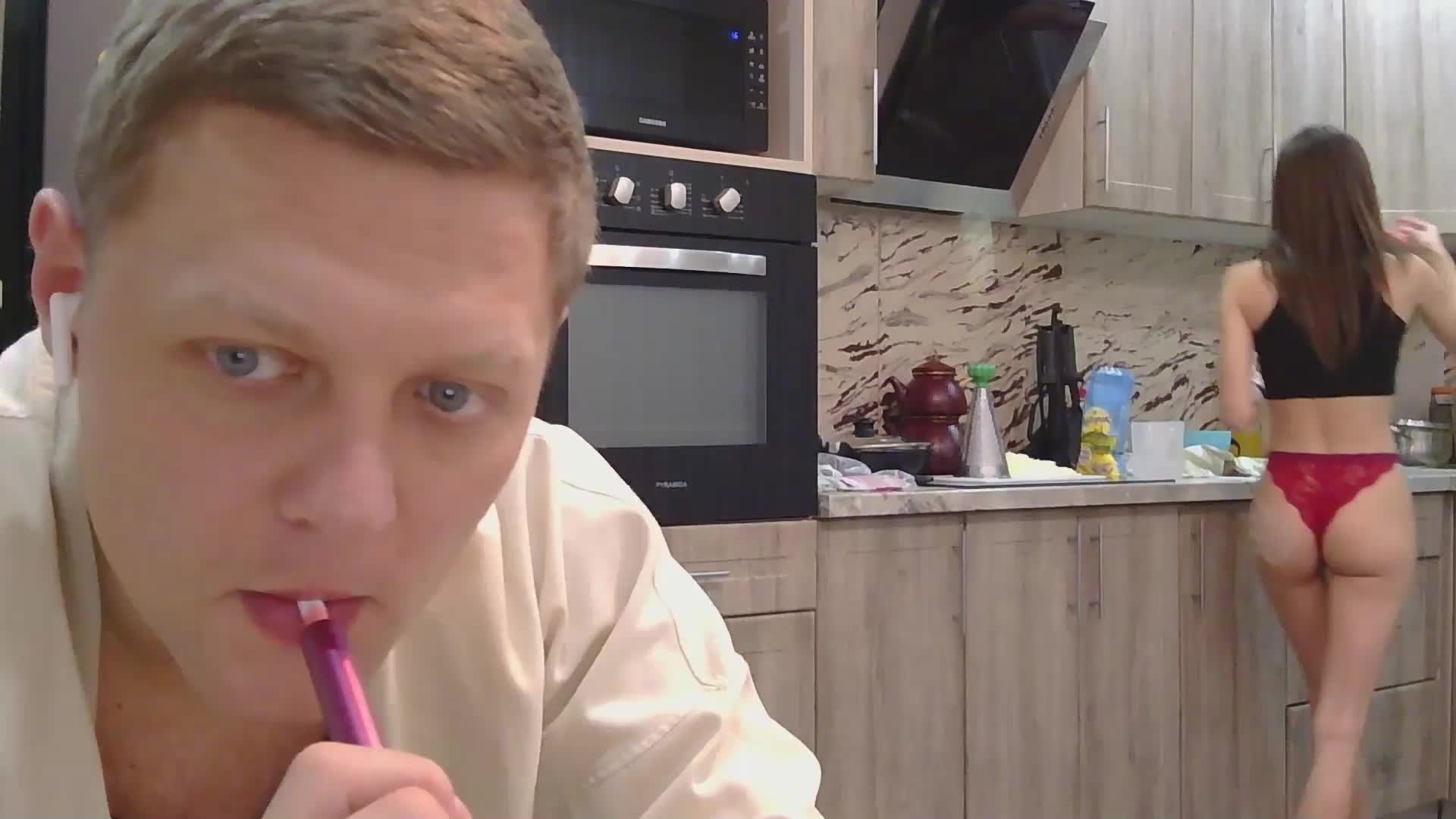 NotSoSweetDasha Cam Model Chat January 4, 2026