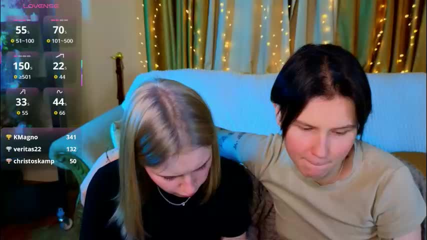 berry_assortment Cam Model Chat January 4, 2026