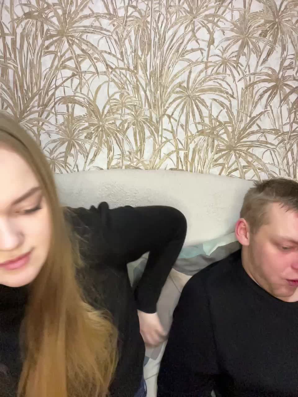 SWEET1SQUIRT Cam Model Chat January 4, 2026