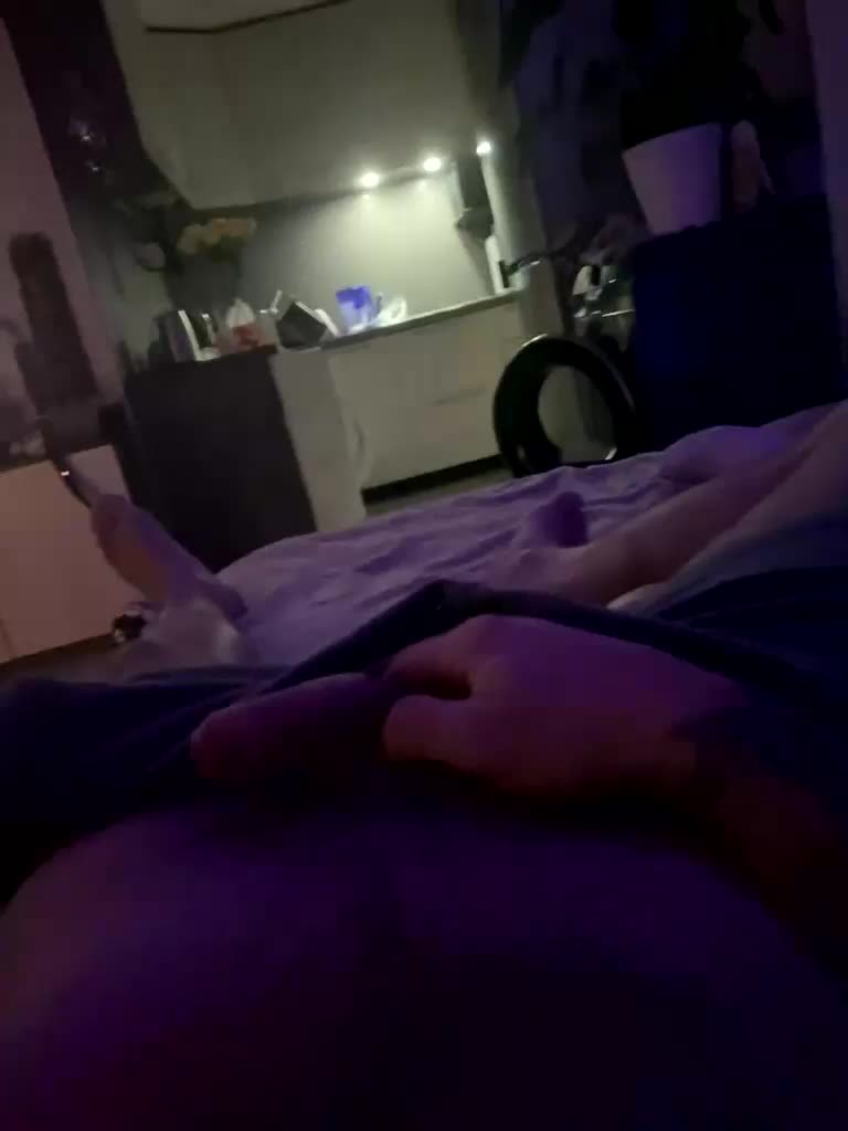 Friends-51 Cam Model Chat January 4, 2026