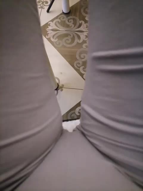 -Tiffany- Cam Model Chat January 4, 2026