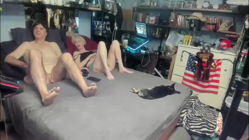 pink_black Cam Model Chat January 5, 2026