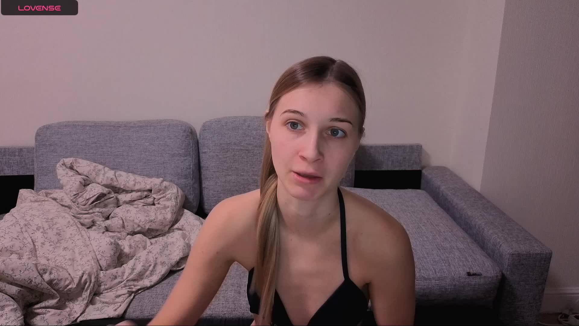 LindaLukas Cam Model Chat January 5, 2026